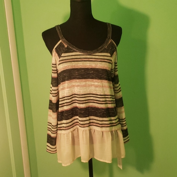 Rad Clothing - Picture 1 of 7